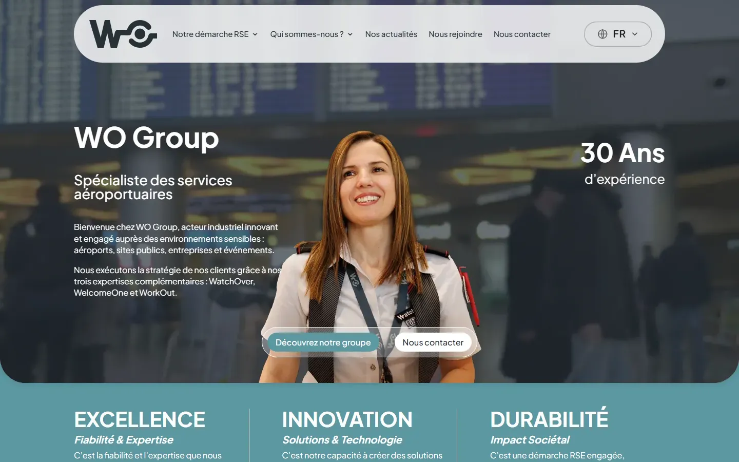 Page d’accueil de WO Group : présentation du groupe, de ses trois expertises et mention « 30 ans d’expérience ».